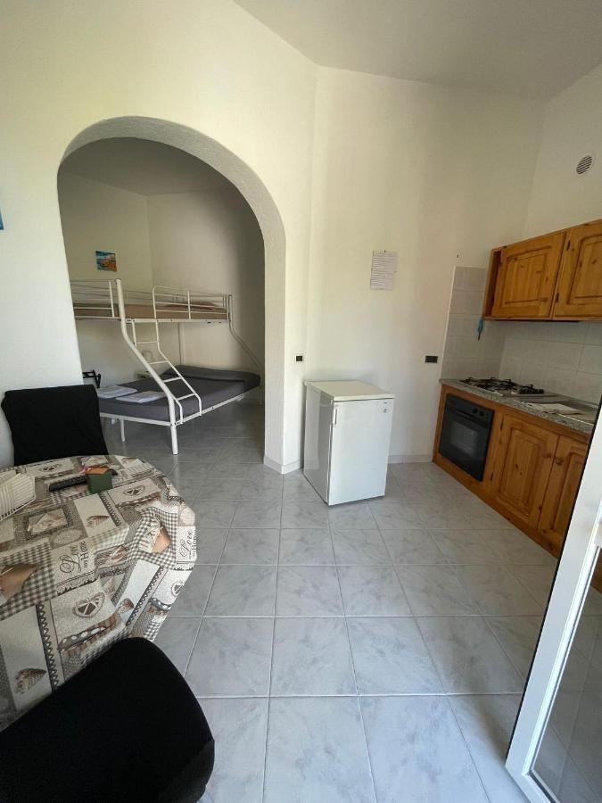 Bilocale con open-space super centrale con WI-FI Forio di Ischia Esterno foto