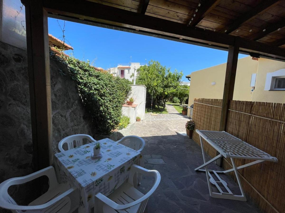 Bilocale con open-space super centrale con WI-FI Forio di Ischia Esterno foto